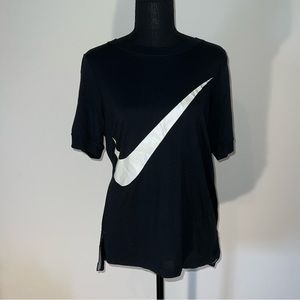 ⭐️3/$30!⭐️Nike T-shirt